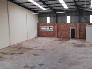 700 m² Industrial space in Shakas Head
