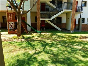 2 Bed Apartment in Montana Gardens