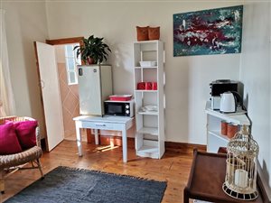 2 Bed Flat in Prestbury