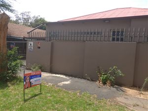 2 Bed House in Westdene