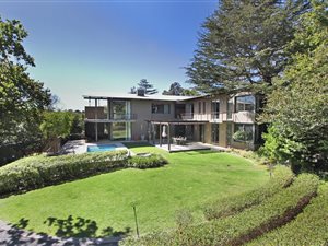 5 Bed House in Constantia