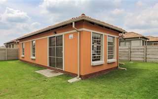 3 Bedroom House in Andeon AH