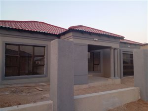 3 Bed House in Lesedi Park