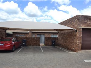 2 Bed Simplex in Highveld