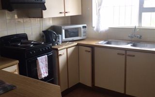 3 Bedroom House in Athlone Park