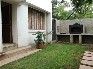 2 Bed Apartment in Robin Hills