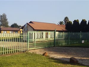3 Bed House in Pomona
