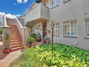 2 Bed Apartment in Woodmead