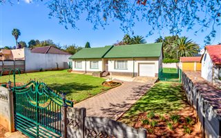 3 Bedroom House in Birch Acres