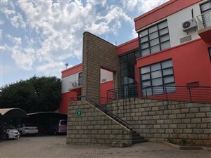 115 m² Commercial space in Highveld
