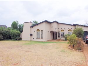 3 Bed House in Birchleigh