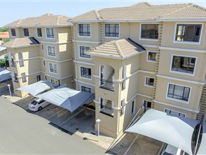 2 Bed Apartment in Erand Gardens