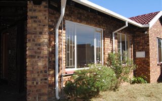 3 Bedroom House in The Reeds