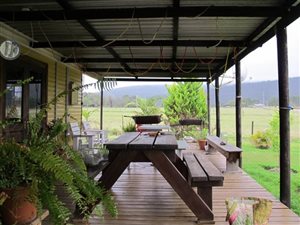 11.6 ha Farm in The Crags