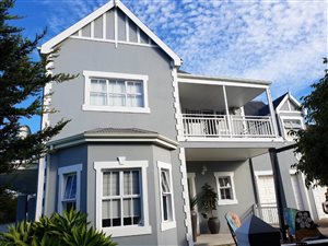3 Bed House in Greenways Golf Estate