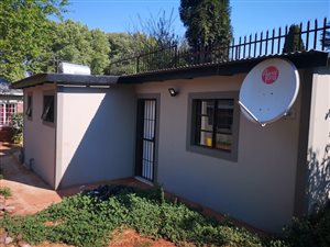 1 Bed Garden Cottage in Observatory