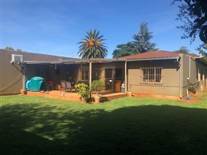 4 Bed House in Kempton Park Central
