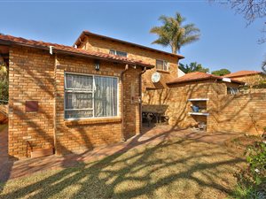 2 Bed Townhouse in Sundowner