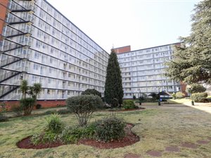 2 Bed Apartment in Bedford Gardens