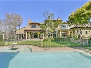 6 Bed House in Dainfern Valley
