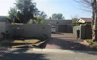 4 Bedroom House in Dersley