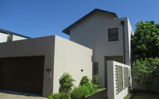 3 Bedroom House in Stonehurst Mountain Estate