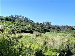 1600 m² Land available in Hunters Home