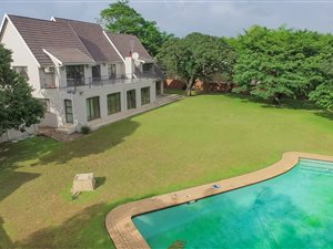 4 Bed House in Meerensee