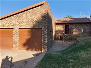 3 Bed House in Suiderberg