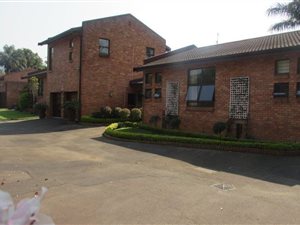4 Bed Townhouse in Oak Park