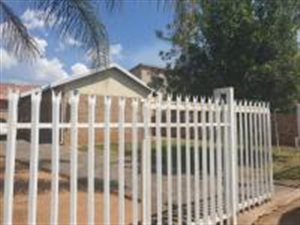 3 Bed House in West Acres