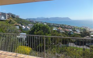 3 Bedroom House in Simons Town