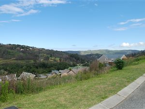 915 m² Land available in Green Pastures