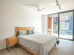 3 Bed Apartment in Brooklyn