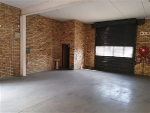 83 m² Industrial space in Ormonde