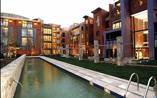 2 Bedroom Apartment in Melrose Arch