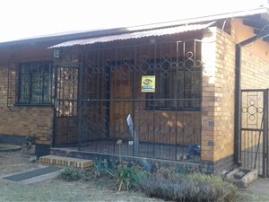 3 Bedroom House in Vanderbijlpark CW6