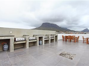 2 Bedroom Apartment in Observatory