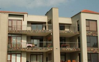 4 Bedroom Apartment in Vaal River