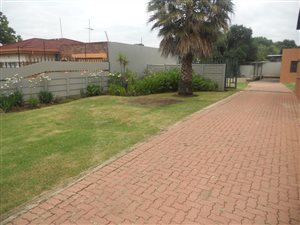 2 Bedroom Apartment in Primrose