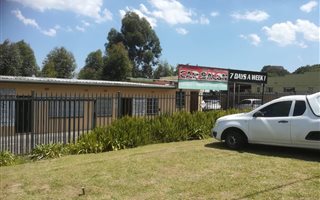 140 m² Commercial space in Howick
