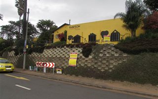 250 m² Commercial space in Dawncliffe