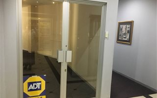 400 m² Office Space in Northcliff