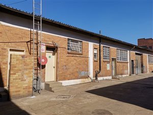 259 m² Industrial space in Benrose