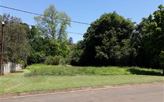 1541 m² Land available in Boughton