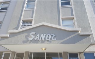 200 m² Commercial space in Strand North