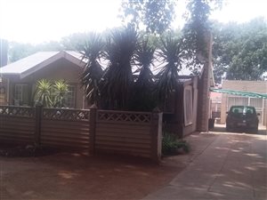 3 Bed House in Vanderbijlpark CE1