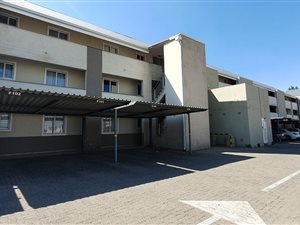 2 Bed Apartment in Vanderbijlpark Central