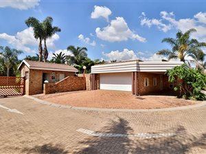 3 Bed House in Glen Marais
