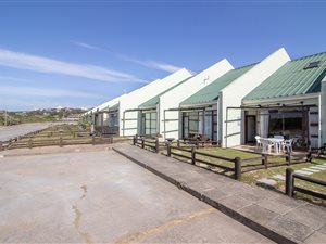 2 Bed Flat in Port Alfred